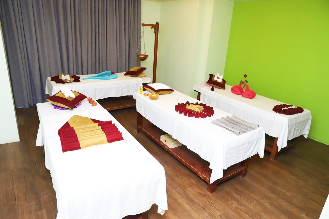 Retro Hotel And Spa Kathmandu Exterior foto